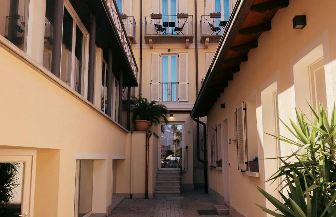 Hotel Rosa-1